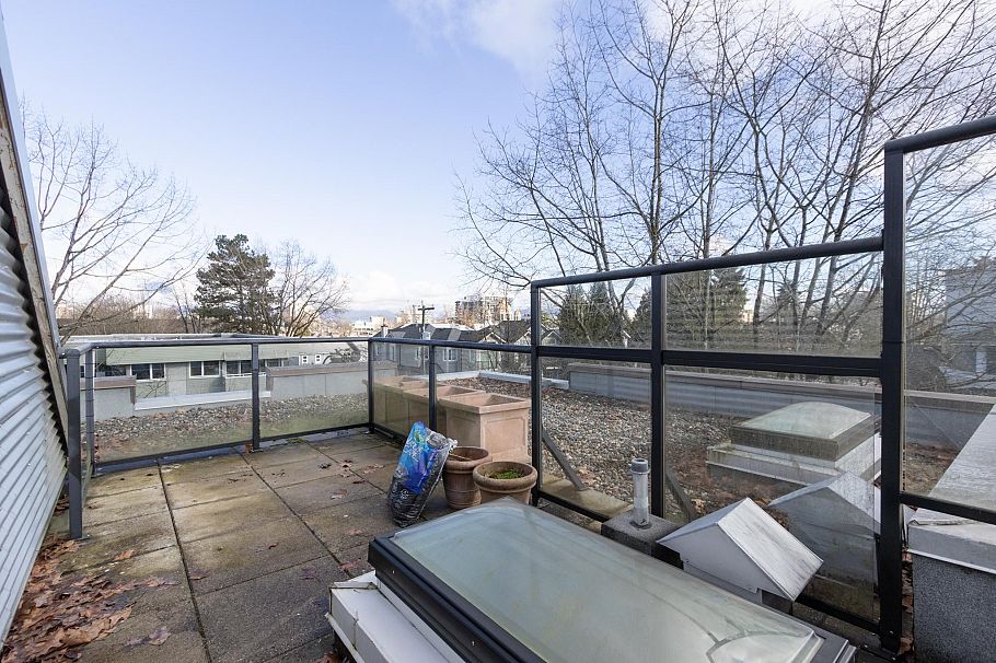 682 W 16TH AVENUE, Vancouver BC V5Z 1S6 Vancouver, BC - 23