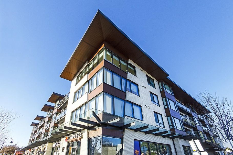 411 1633 Tatlow Avenue North Vancouver, BC - 32