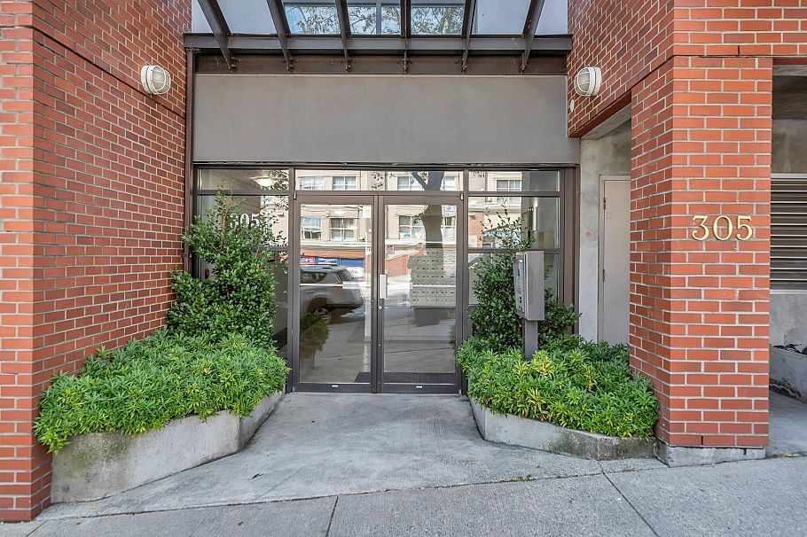 406 305 Lonsdale Avenue North Vancouver, BC - 37