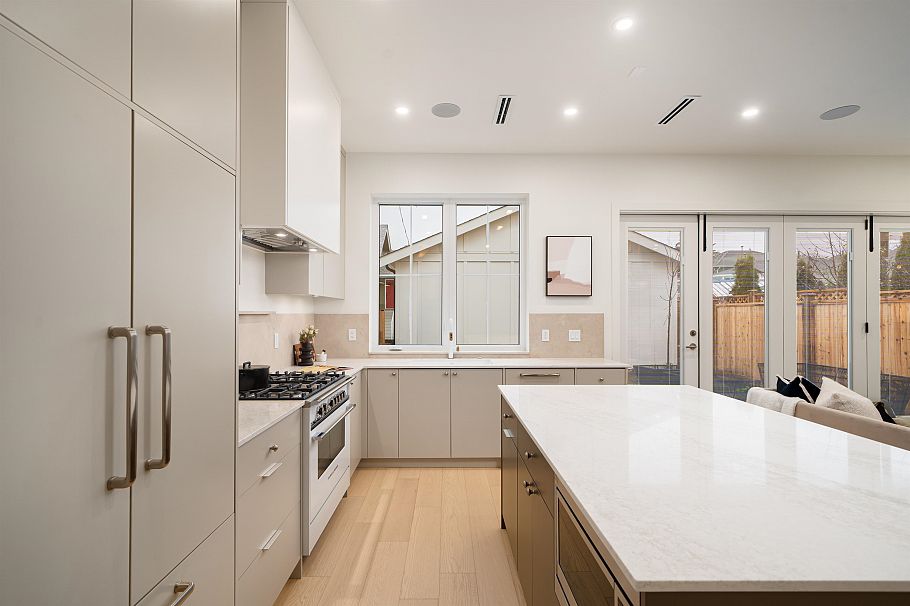 2 745 Skeena Street Vancouver, BC - 16