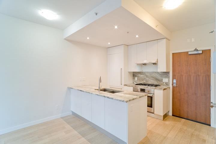 302 2033 W 10th Avenue Vancouver, BC - 9