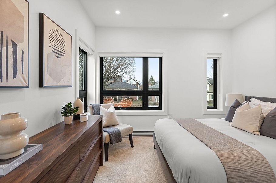 2632 Ward Street Vancouver, BC - 17