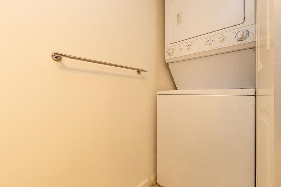 682 W 16TH AVENUE, Vancouver BC V5Z 1S6 Vancouver, BC - 21