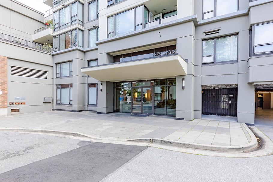 1602 4182 Dawson Street Burnaby, BC - 4