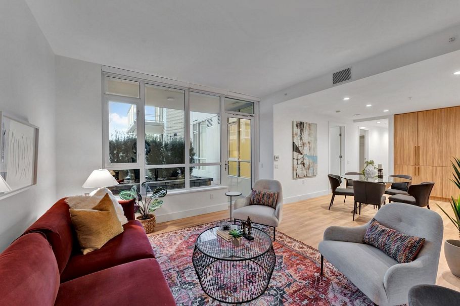 105 2325 Emery Court North Vancouver, BC - 1