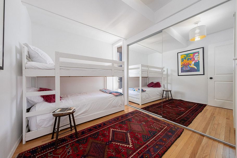 A27 415 W Esplanade Avenue North Vancouver, BC - 15