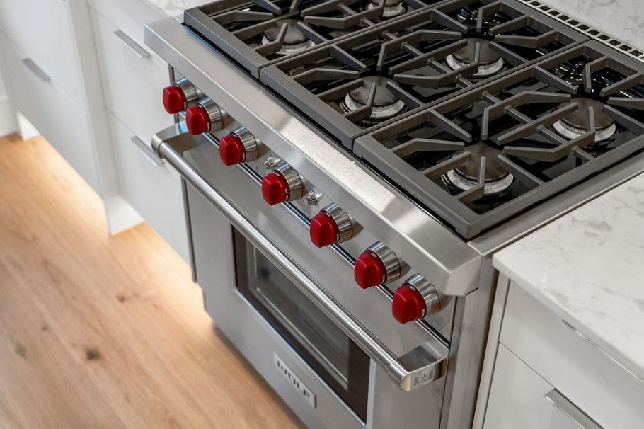 1141 W 33rd Avenue Vancouver, BC - 5