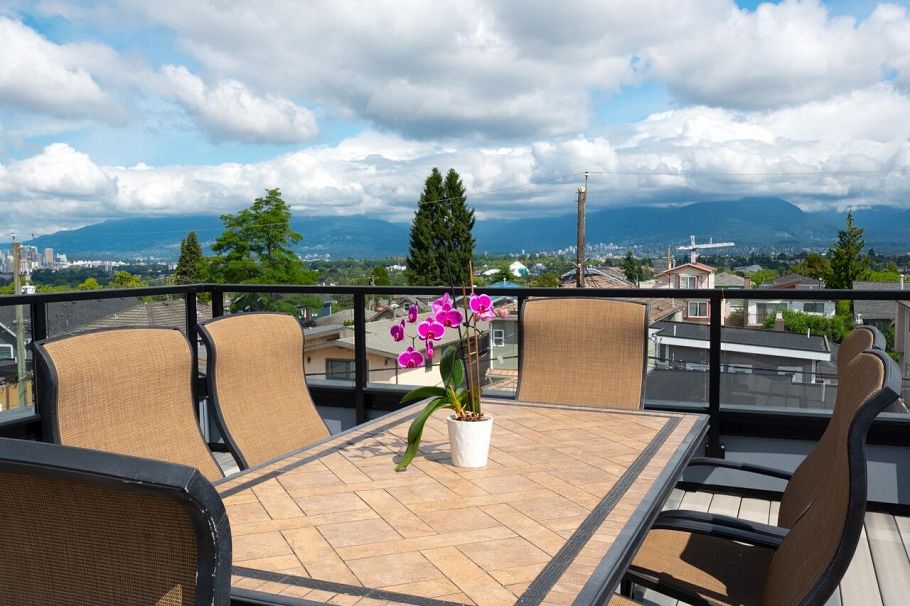 2765 E 27th Avenue Vancouver, BC - 20