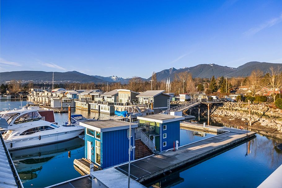 JNW04 415 Esplanade W North Vancouver, BC - 28