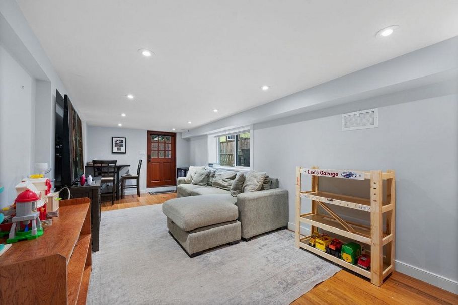 3415 Ash Street Vancouver, BC - 23