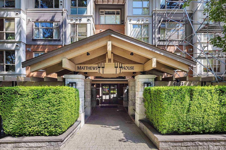 104 4883 Maclure Mews Vancouver, BC - 2