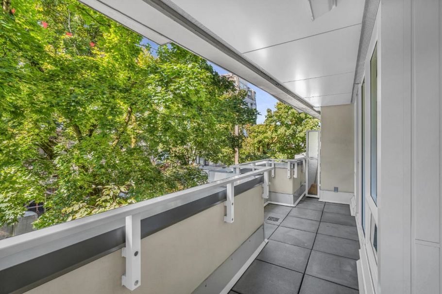 2540 Spruce Street Vancouver, BC - 9