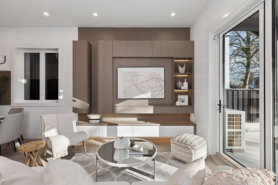 1 847 E 10 Avenue Vancouver, BC - 5