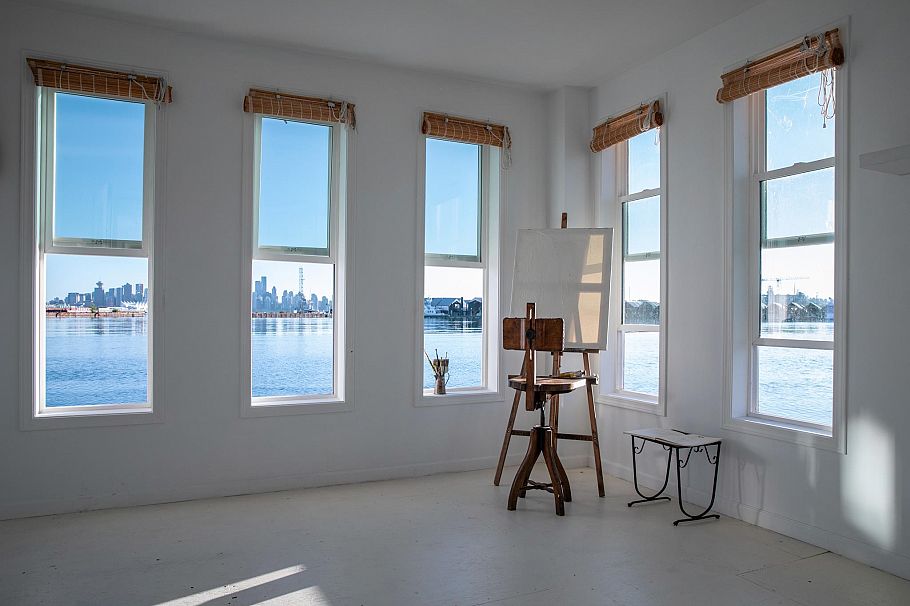 A27 415 W Esplanade Avenue North Vancouver, BC - 9