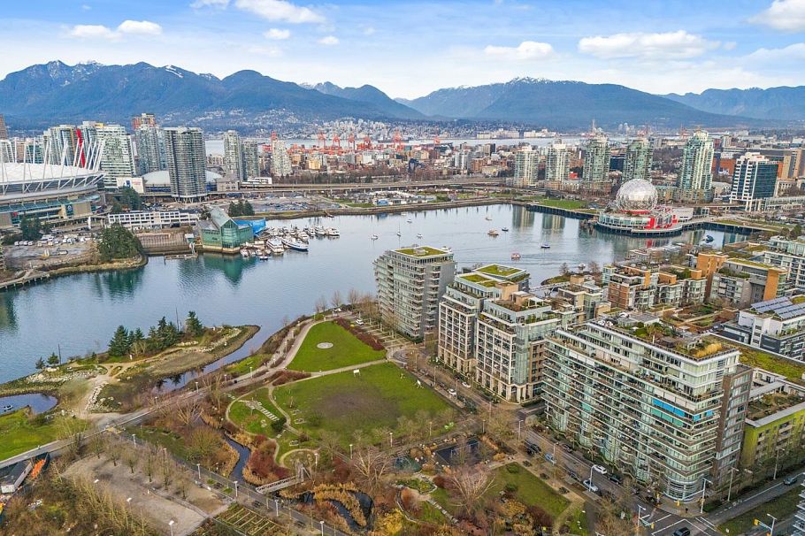 406 1616 Columbia Street Vancouver, BC - 37