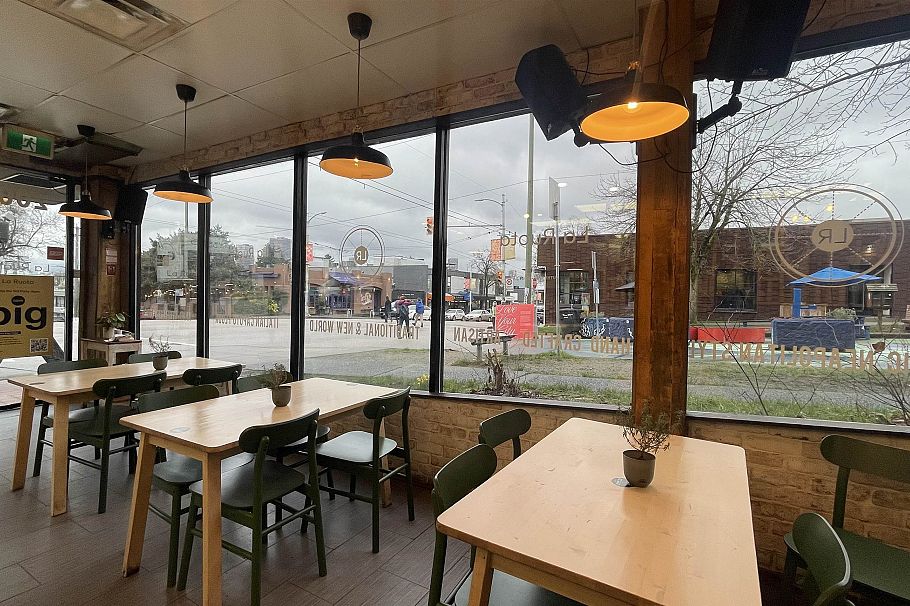 323 1777 W 7th Avenue Vancouver, BC - 14