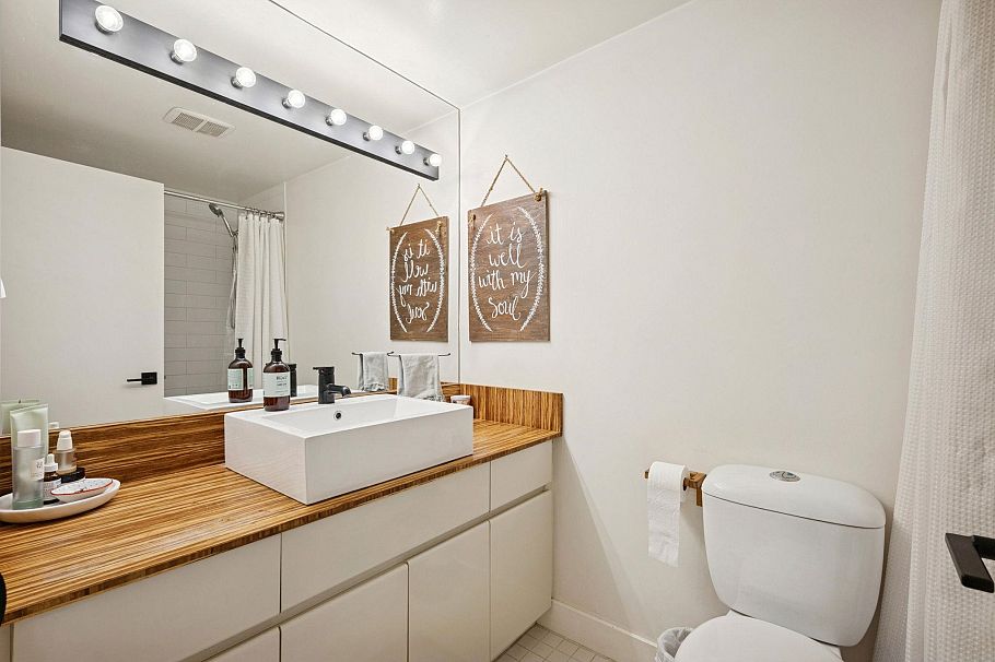 304 1535 Nelson Street Vancouver, BC - 14