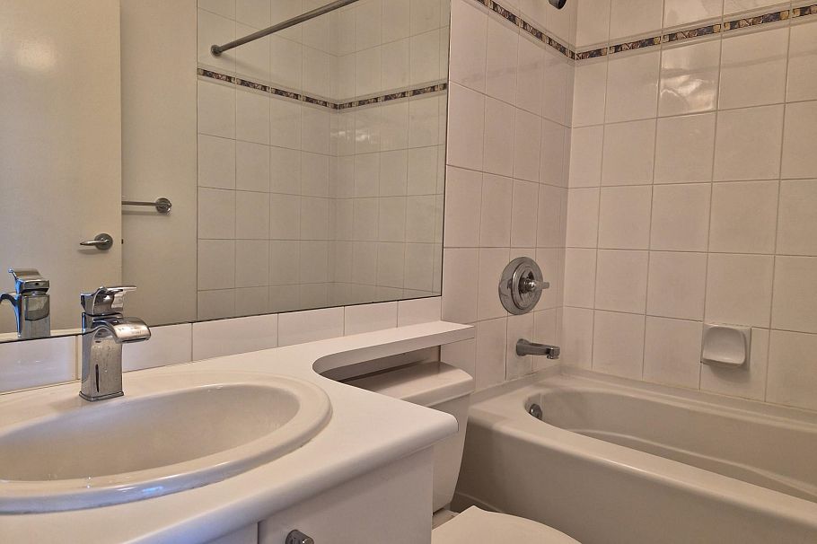 806 1239 W Georgia Street Vancouver, BC - 14