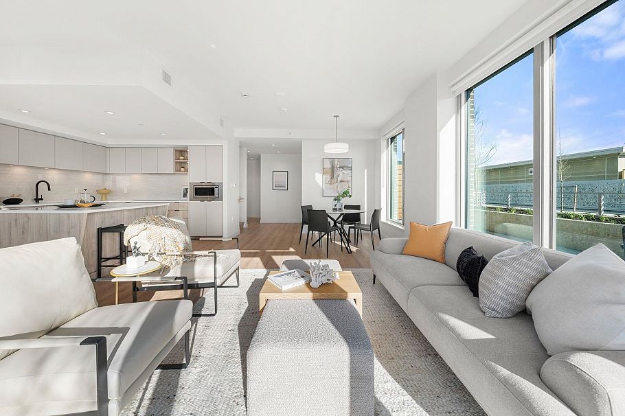 110 755 Harbourside Drive North Vancouver, BC - 4