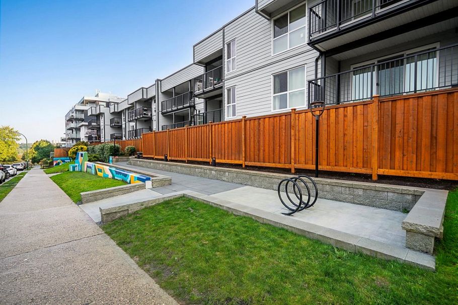 103 808 E 8th Avenue Vancouver, BC - 1