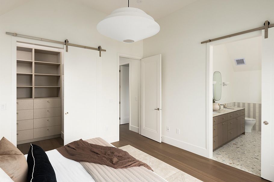 2 15 W 20th Avenue Vancouver, BC - 25