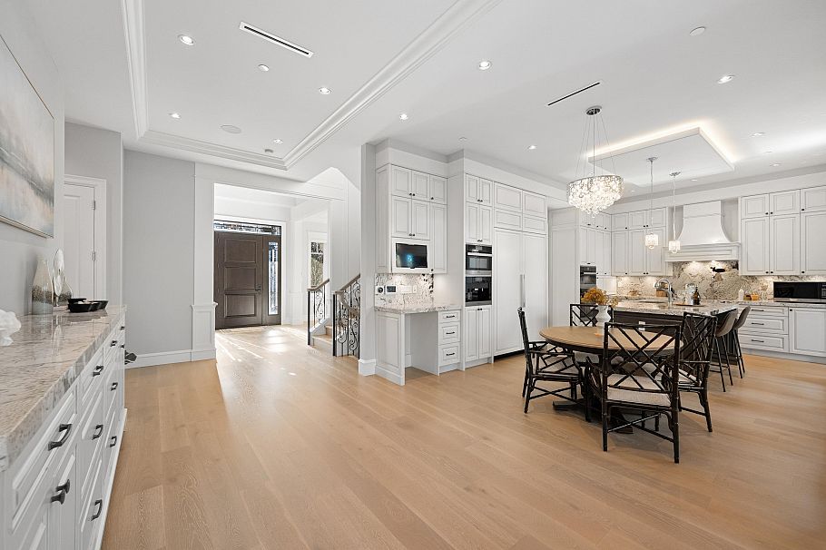 3981 W 35th Avenue Vancouver, BC - 13