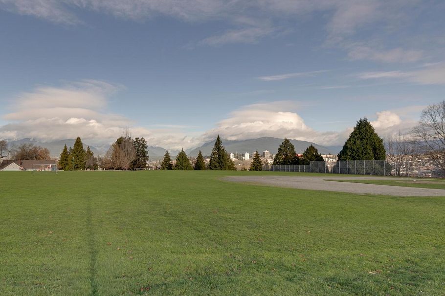 3254 E 5th Avenue Vancouver, BC - 34