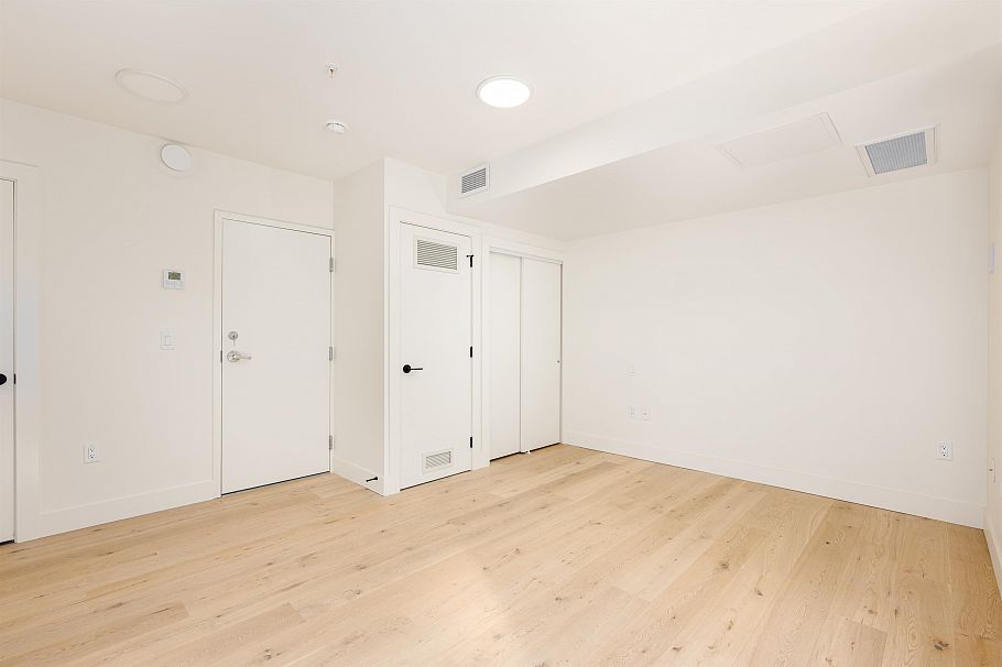 TH6 324 E Ridgeway Avenue North Vancouver, BC - 26