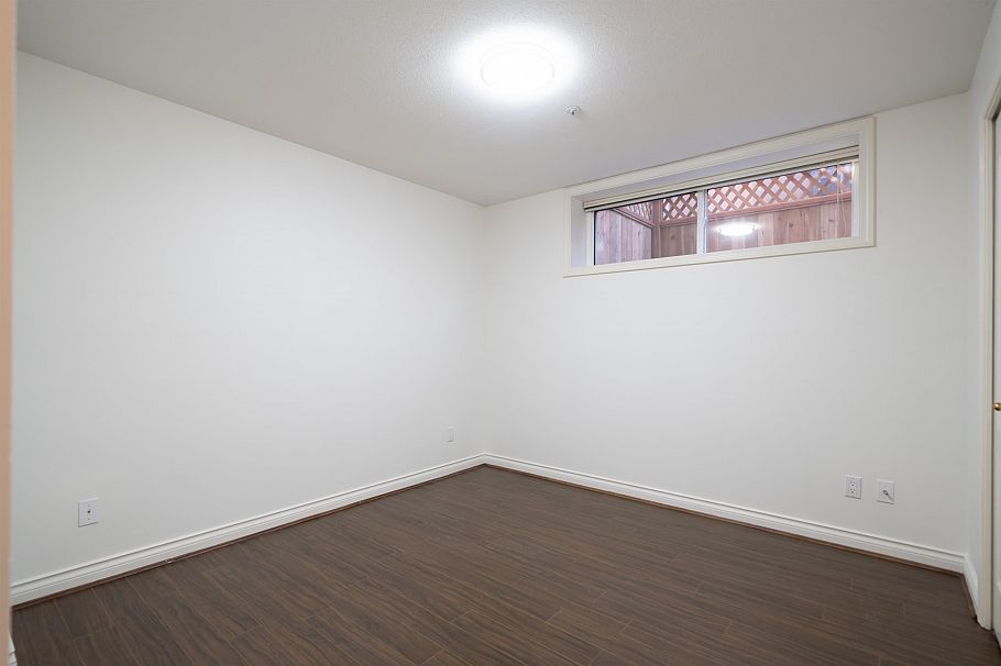 3565 W 29th Avenue Vancouver, BC - 20