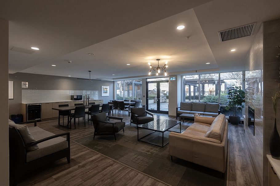 306 625 E 3rd Street North Vancouver, BC - 24