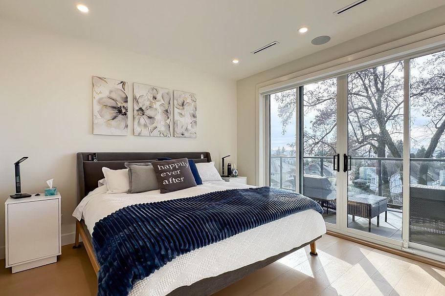 338 E 5th Street North Vancouver, BC - 14