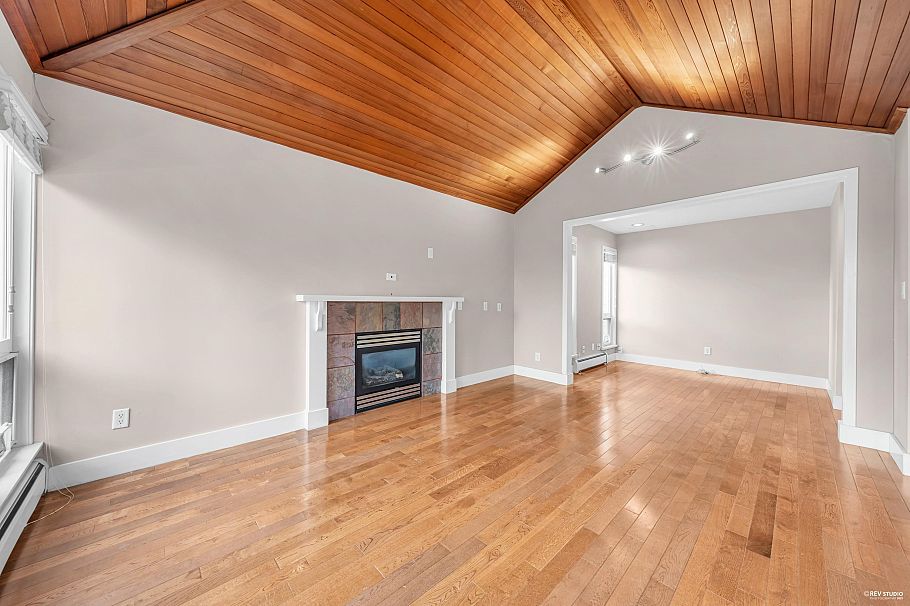 3191 W 23rd Avenue Vancouver, BC - 13