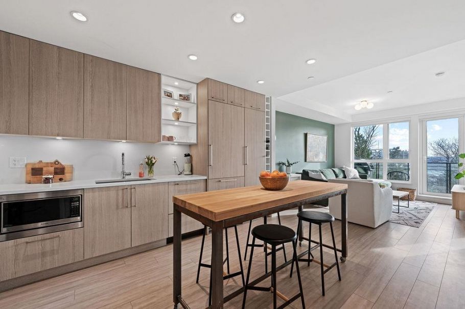 309 747 E 3rd Street North Vancouver, BC - 9