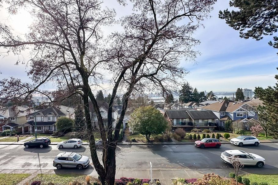 338 E 5th Street North Vancouver, BC - 34