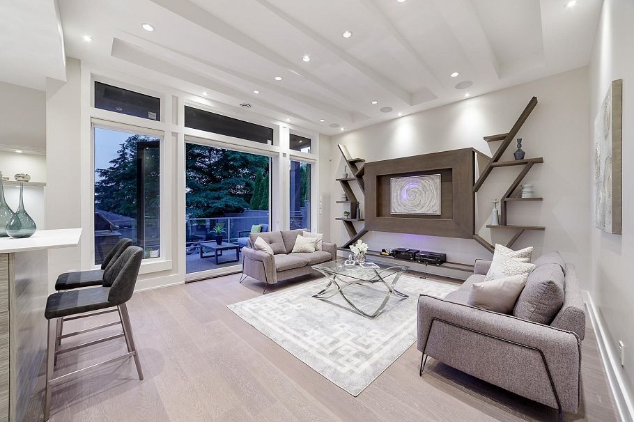 517 Granada Crescent North Vancouver, BC - 8