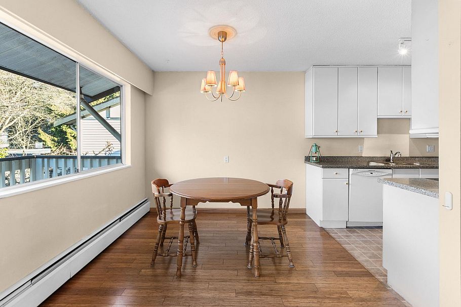 54 912 Premier Street North Vancouver, BC - 10