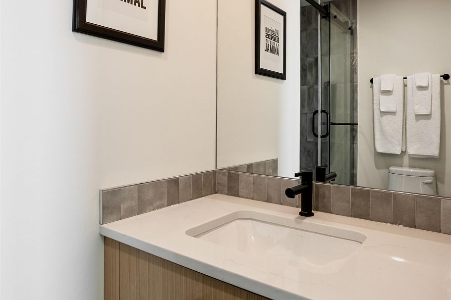 TH8 324 E Ridgeway Avenue North Vancouver, BC - 13