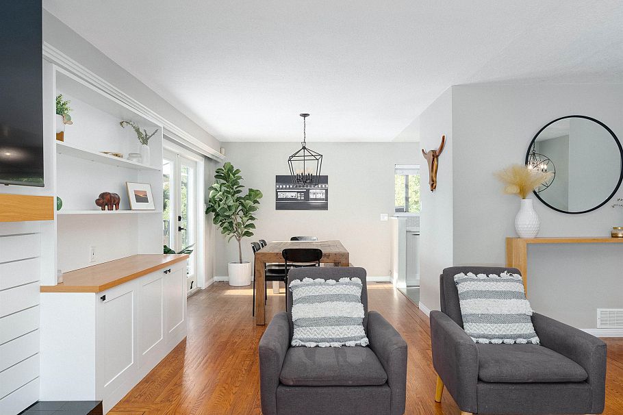 799 Plymouth Drive North Vancouver, BC - 12