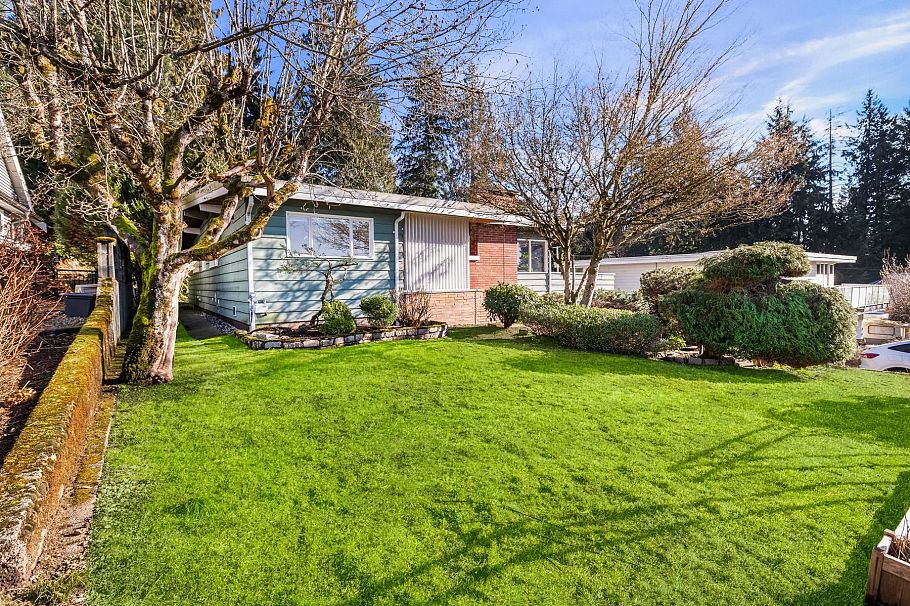 4202 Skyline Drive North Vancouver, BC - 38