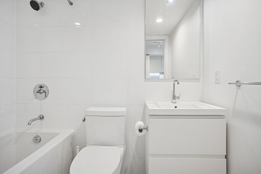 1502 1133 Hornby Street Vancouver, BC - 15