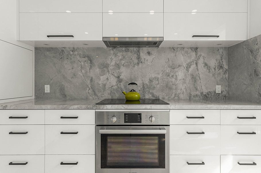 4615 W 7th Avenue Vancouver, BC - 18