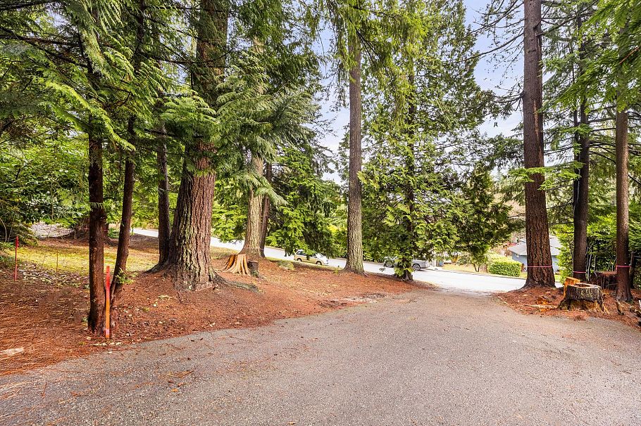 LOT 2 3091 Royal Avenue North Vancouver, BC - 13