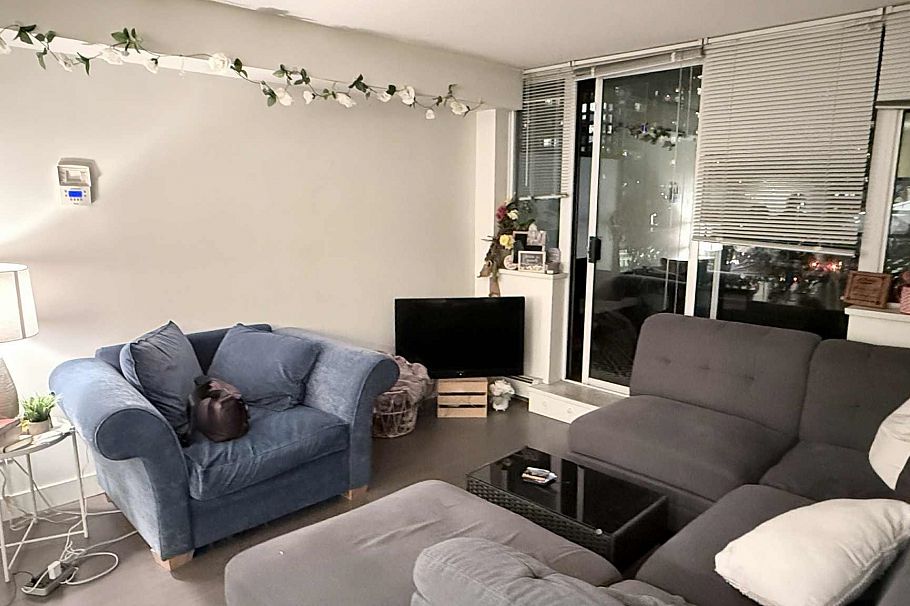 512 1325 Rolston Street Vancouver, BC - 2