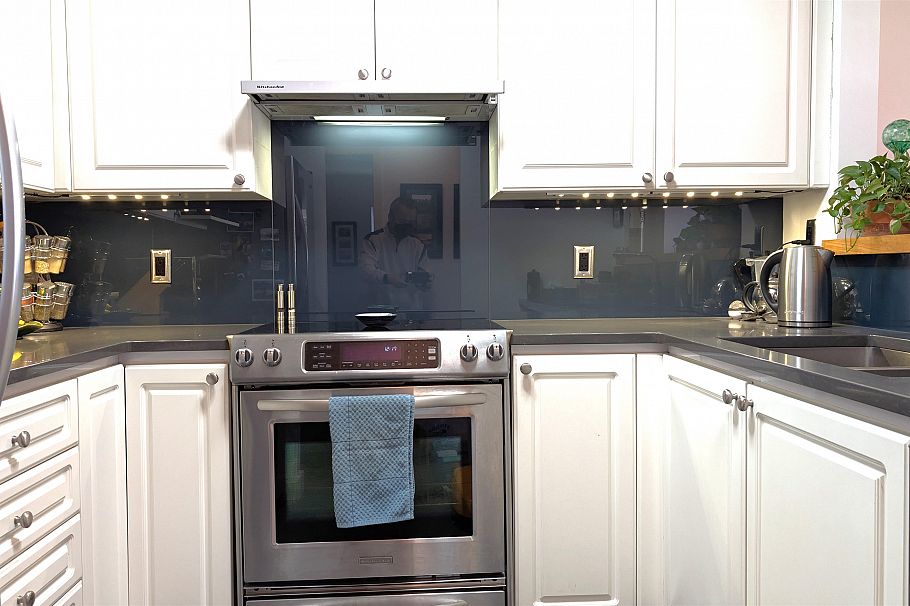 308 228 E 18th Avenue Vancouver, BC - 3