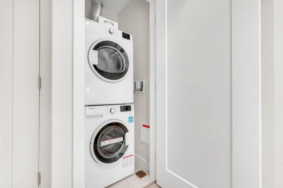 802 6138 Birney Avenue Vancouver, BC - 5