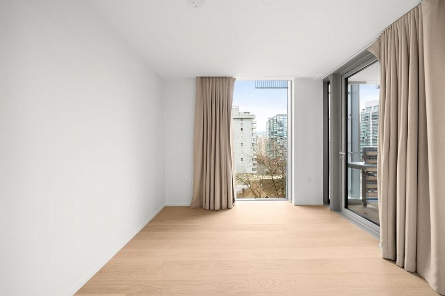 802 1568 Alberni Street Vancouver, BC - 6