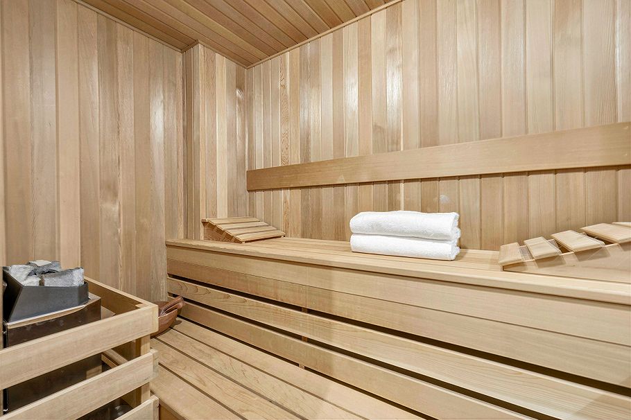 4320 W 8th Avenue Vancouver, BC - 21