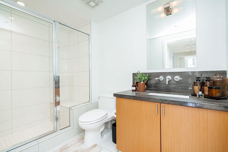 1904 1205 W Hastings Street Vancouver, BC - 38