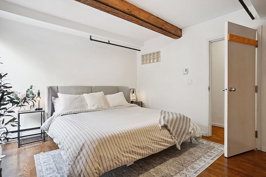 203 150 Alexander Street Vancouver, BC - 8