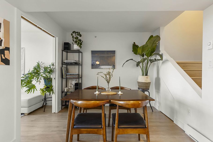 301 418 E Broadway Vancouver, BC - 12